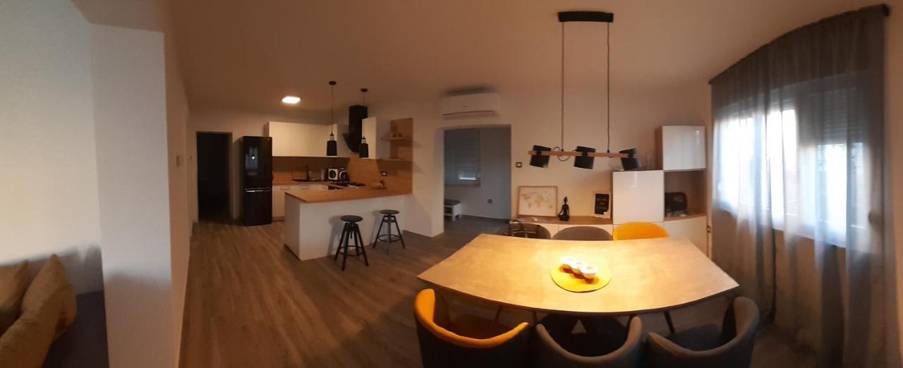 Vela Grota Apartman Fiume Kültér fotó